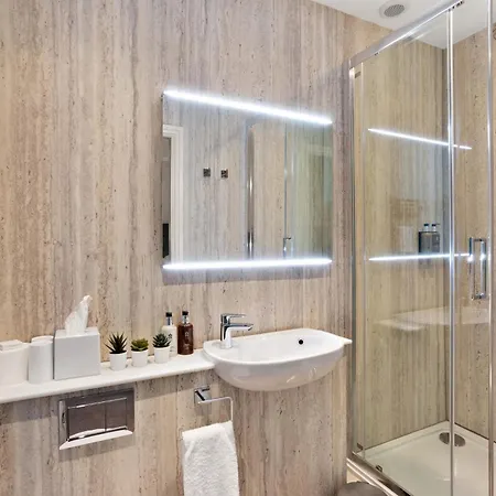 Fountains Guest House - Harrogate Stays 4*