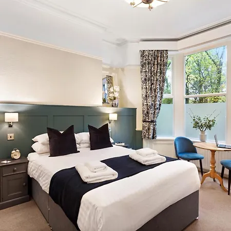 Guest house Fountains Guest House - Harrogate Stays 4*