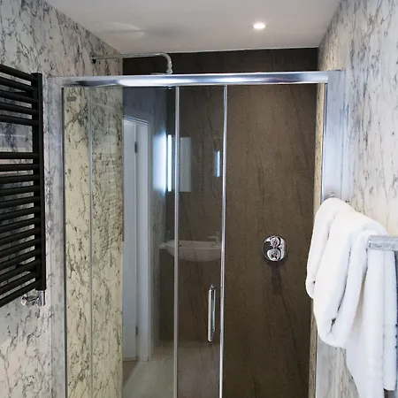 Fountains - Gasthuis 4*