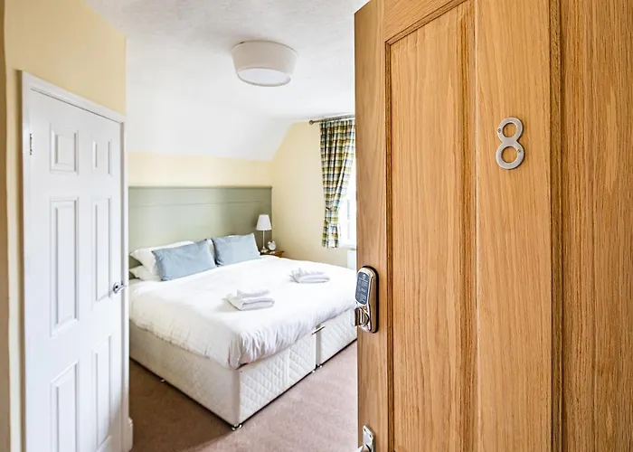 Fountains - Πανσιόν 4*